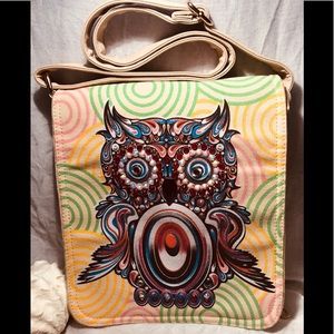 Owl shoulder bag